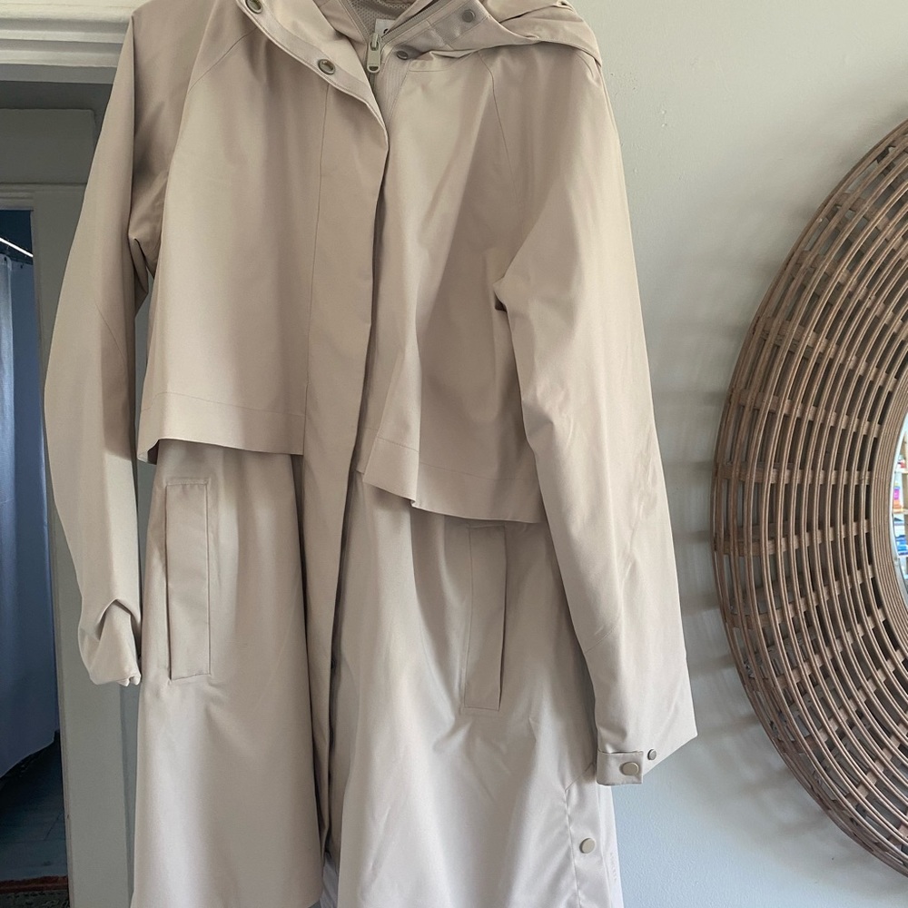 Athletes rain jacket cream M